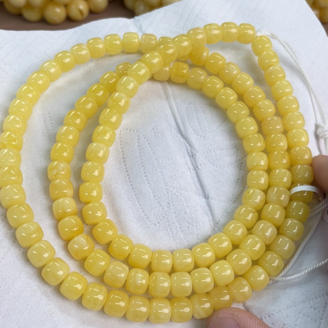 琥珀裸石未镶嵌02300000000000