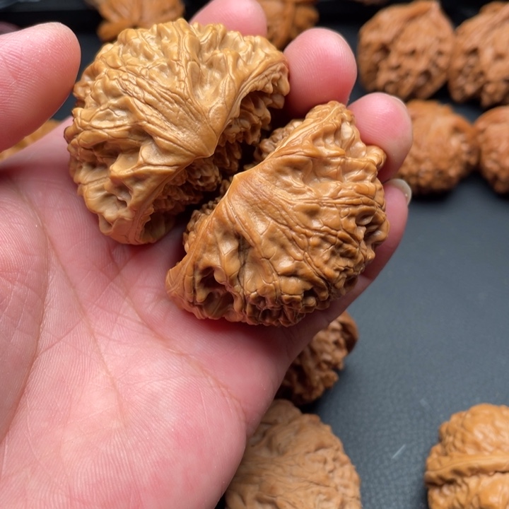 把件文玩核桃蛇头