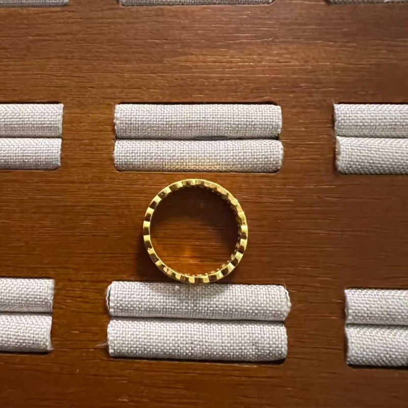 克重0.72 14号 钱多多戒指 足金999