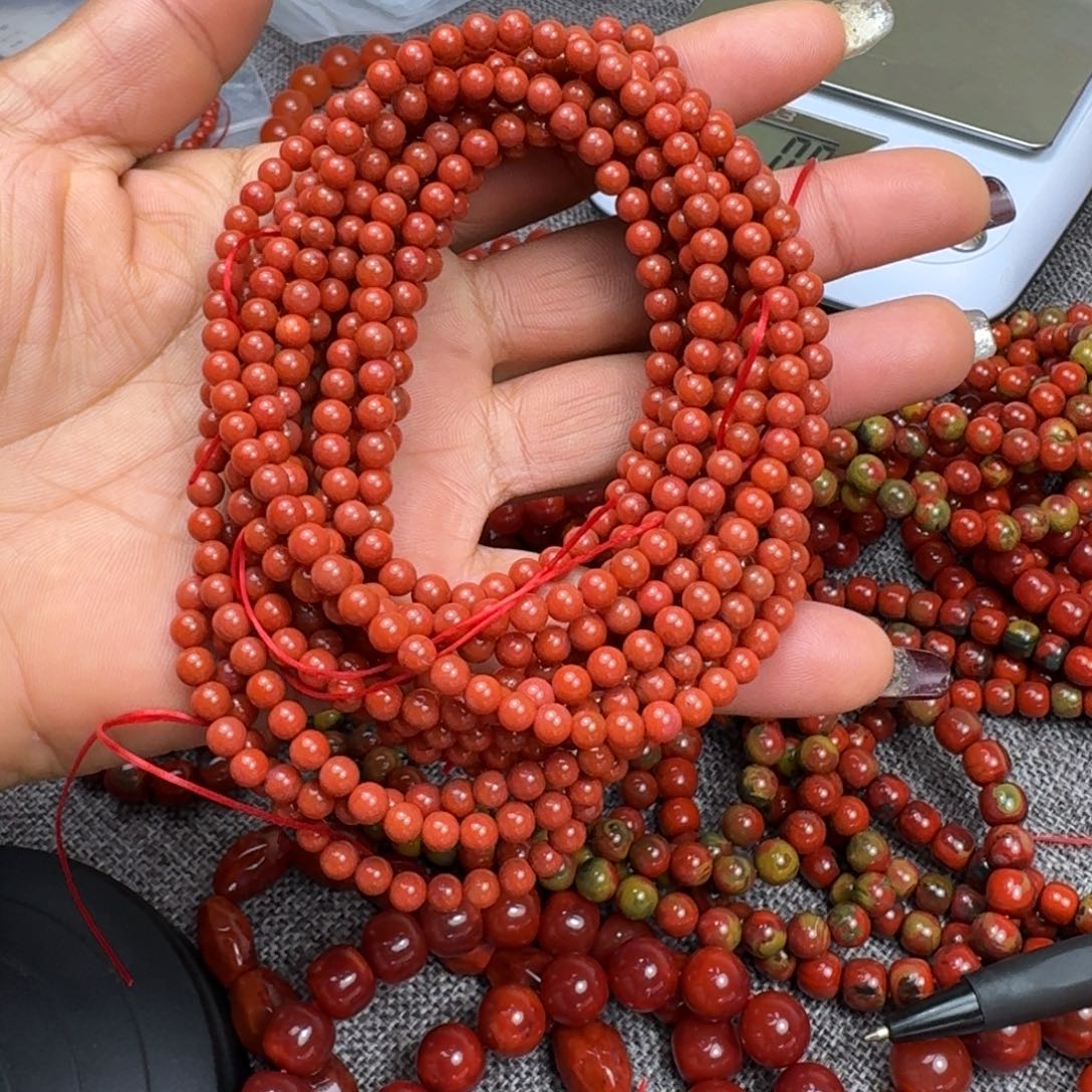 南红玛瑙未镶嵌手链