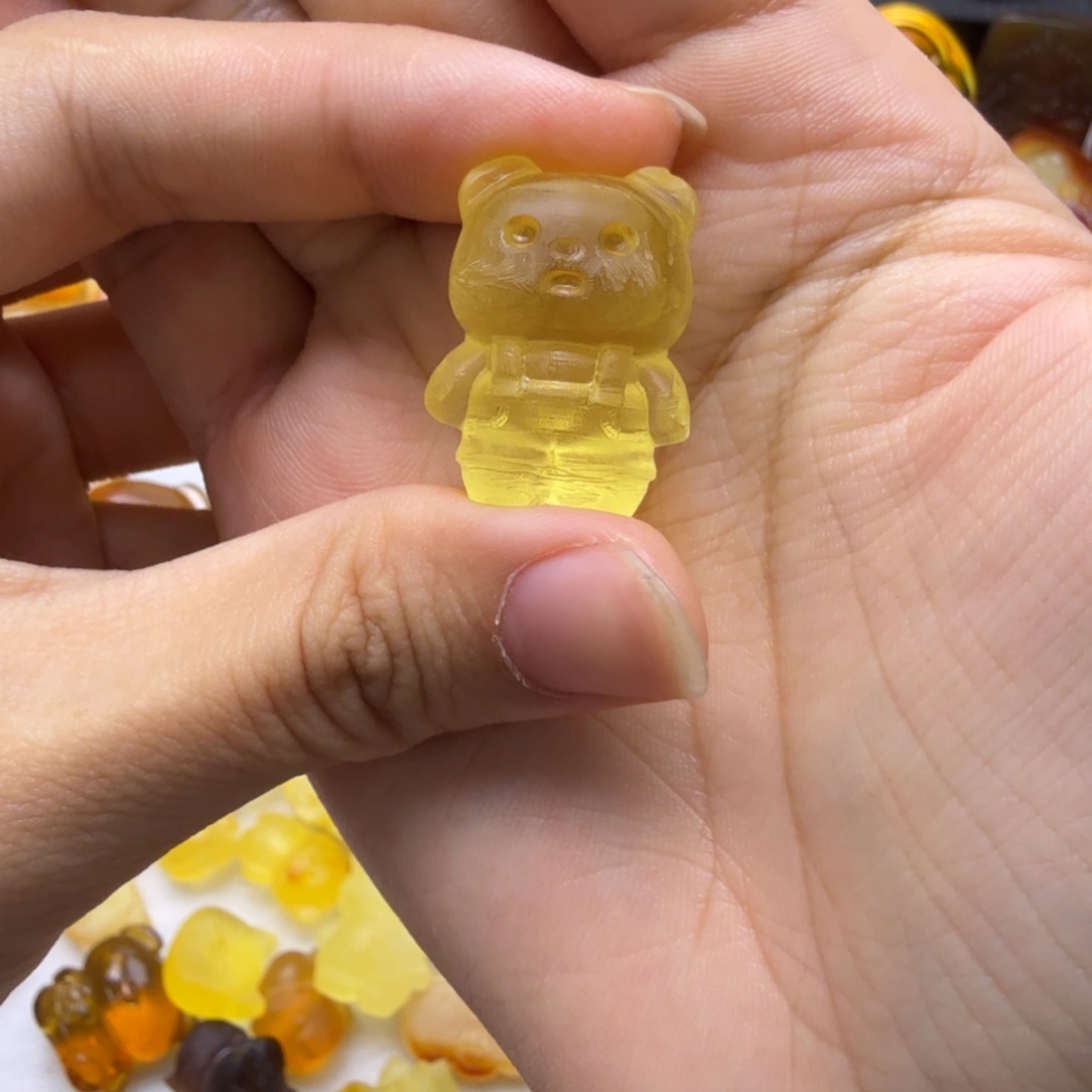 蜜蜡未镶嵌珠宝奇石