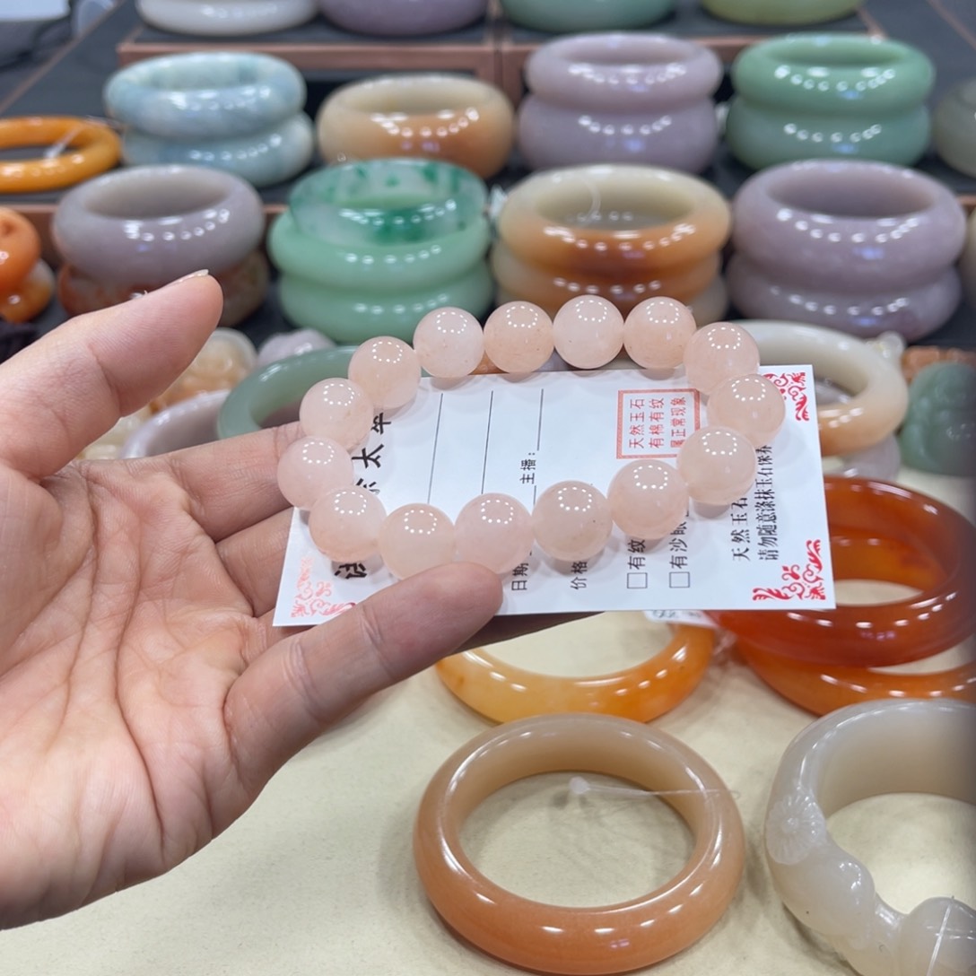 石英质玉我未镶嵌