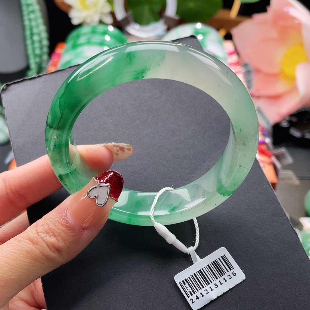 石英质玉手镯未镶嵌如****过60