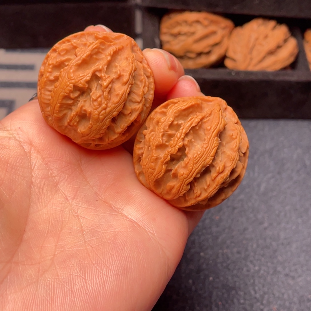 文玩核桃吊坠秦岭核桃17