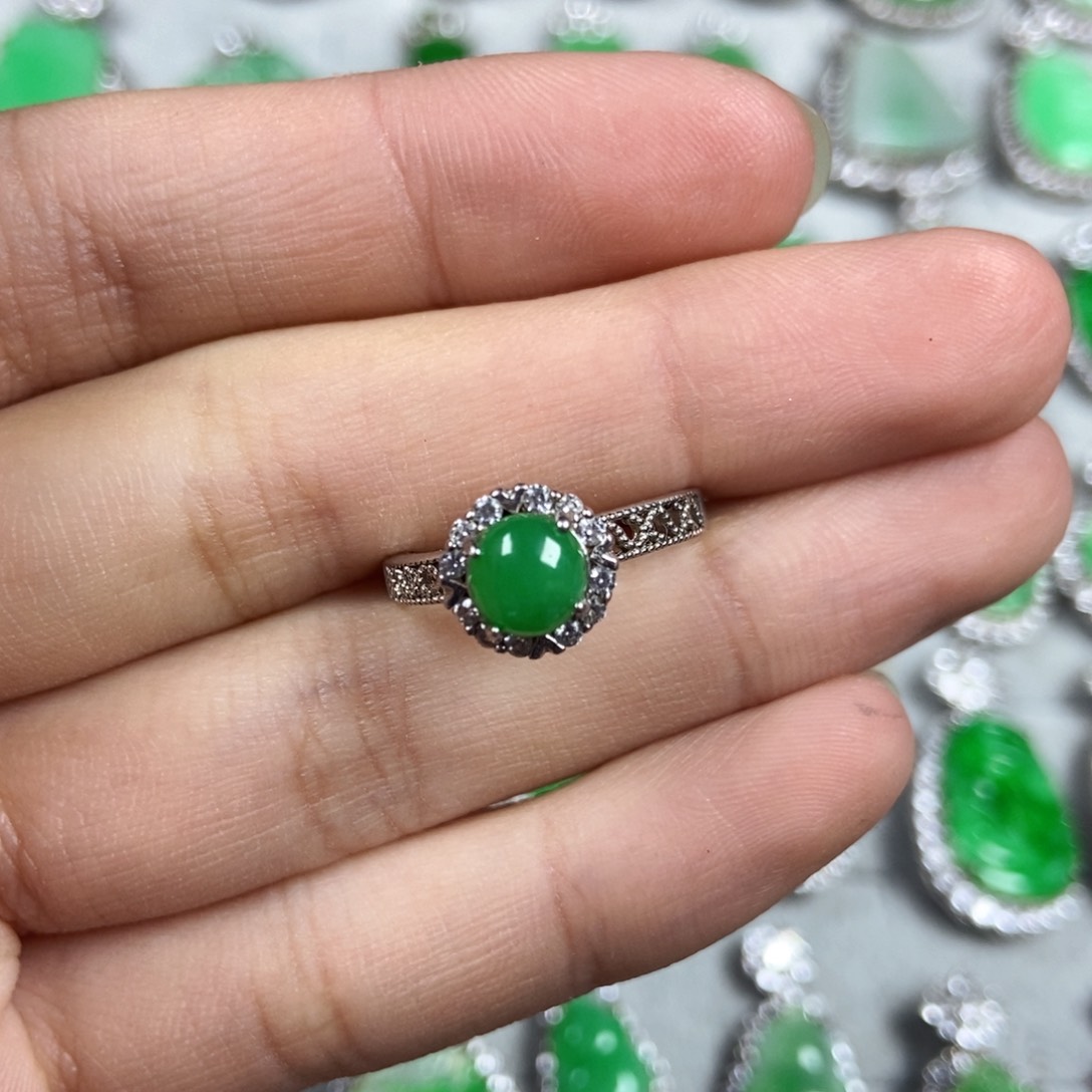 未镶嵌戒指翡翠蛋面