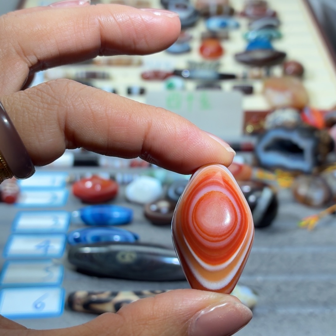 小****玛瑙/玉髓合金颈饰