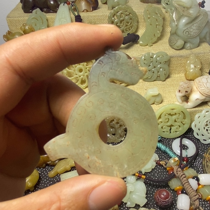 和田玉挂件未镶嵌