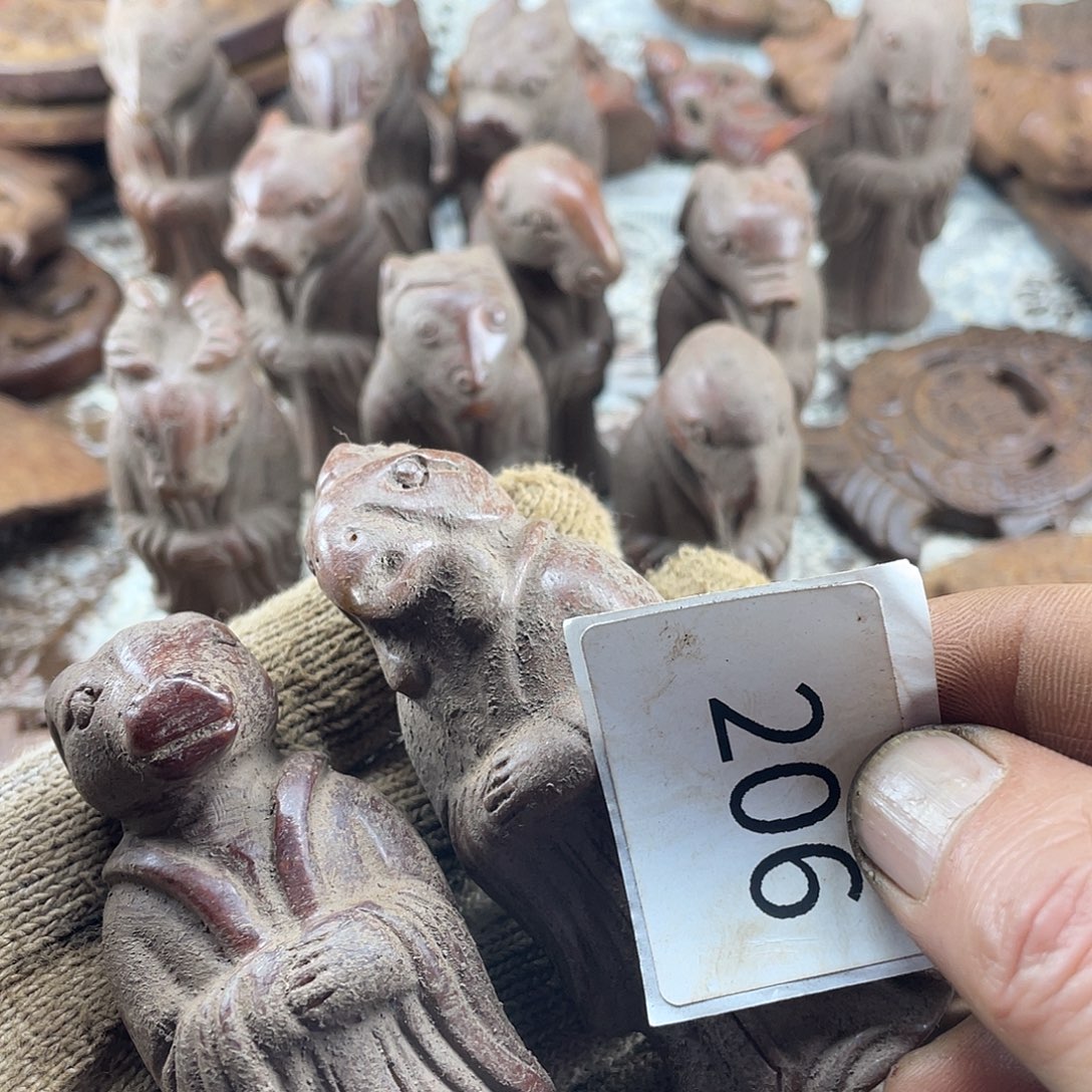 用***0和田玉（糖玉）未镶嵌挂件