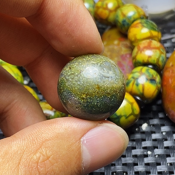 三***哥玛瑙/玉髓未镶嵌颈饰