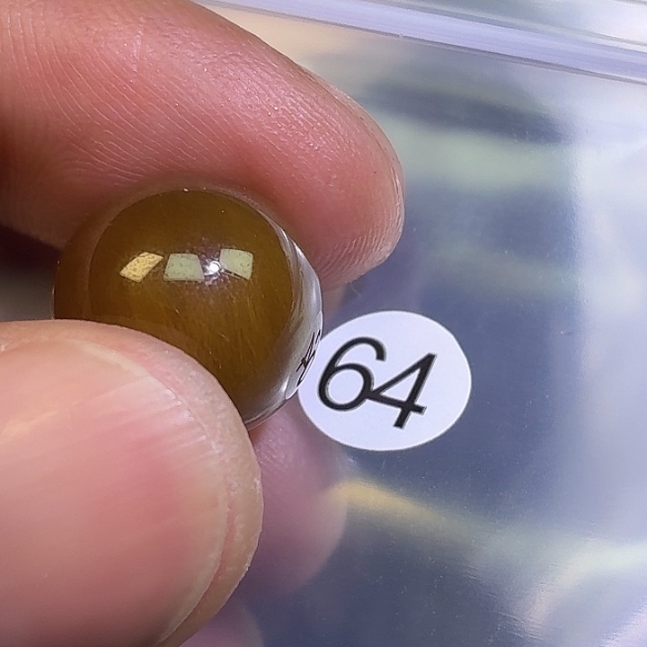 邊***？未镶嵌水晶吊坠(不含链)