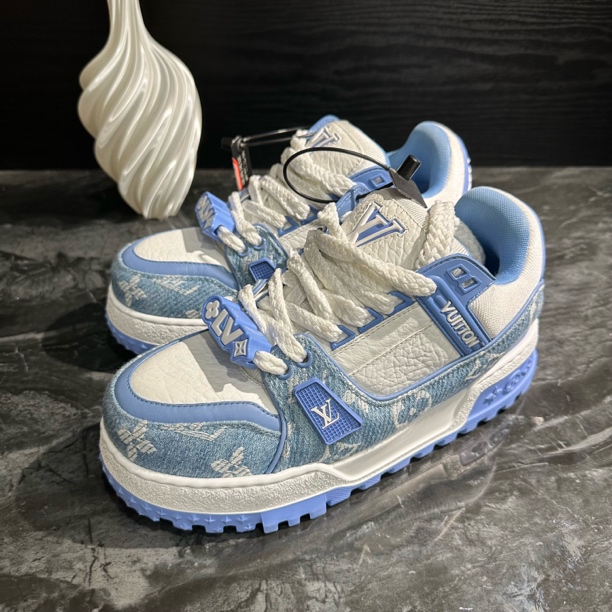 99新 LouisVuitton/路易威登 37.5码/蓝白牛仔胖丁Trainer板鞋
