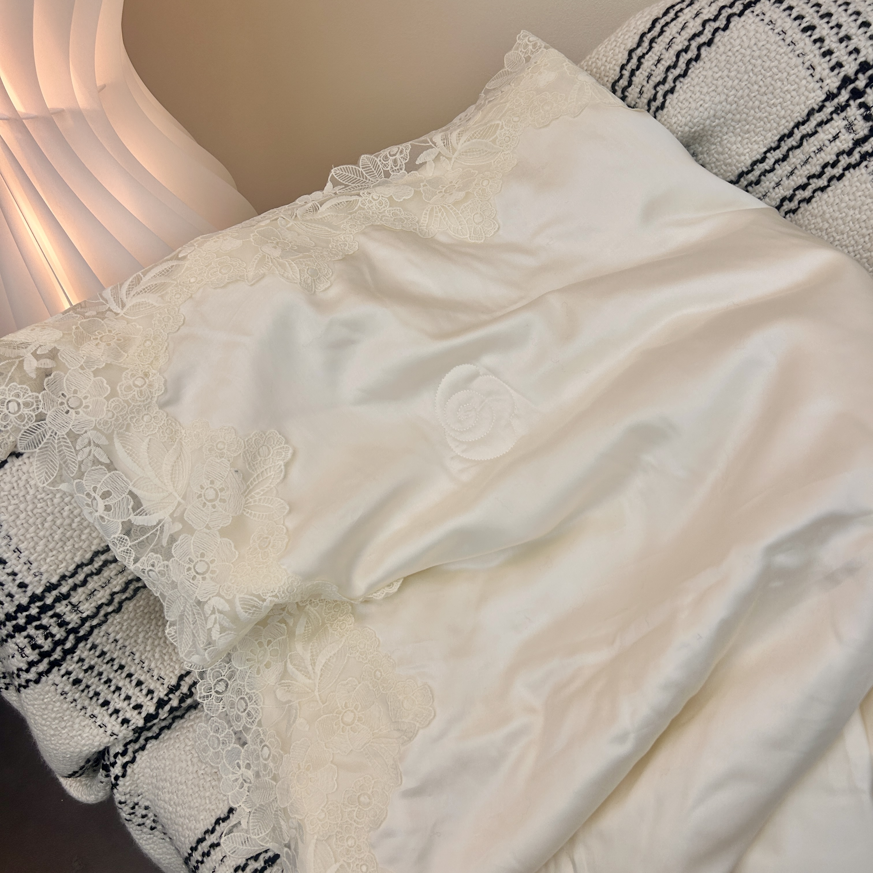 东帝兴进口兰精天丝！【花枝】蚕丝夏被纯色蕾丝花边工艺！亲肤丝滑！