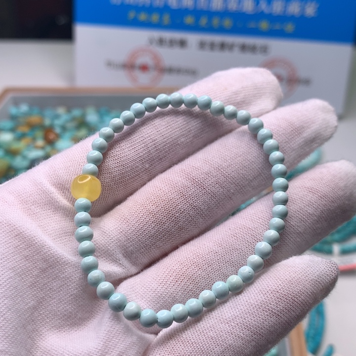 绿松石配饰未镶嵌