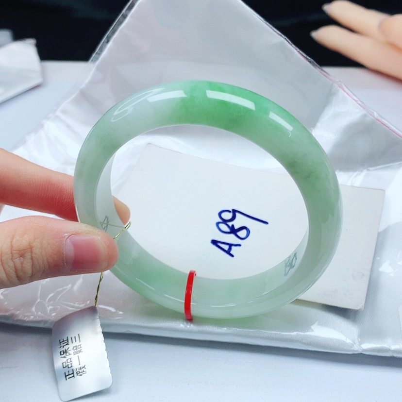 【闪购商品】翡翠手镯未镶嵌天然缅甸a货手镯57
