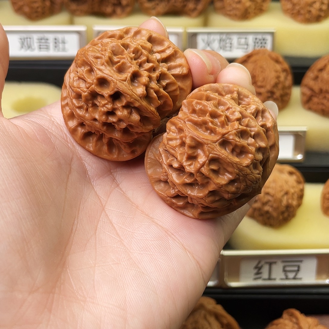 文玩核桃吊坠宫灯43尺922