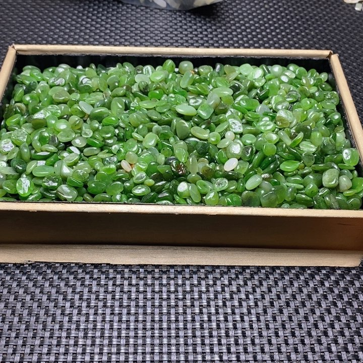 和田玉（糖玉）珠宝半成品未镶嵌