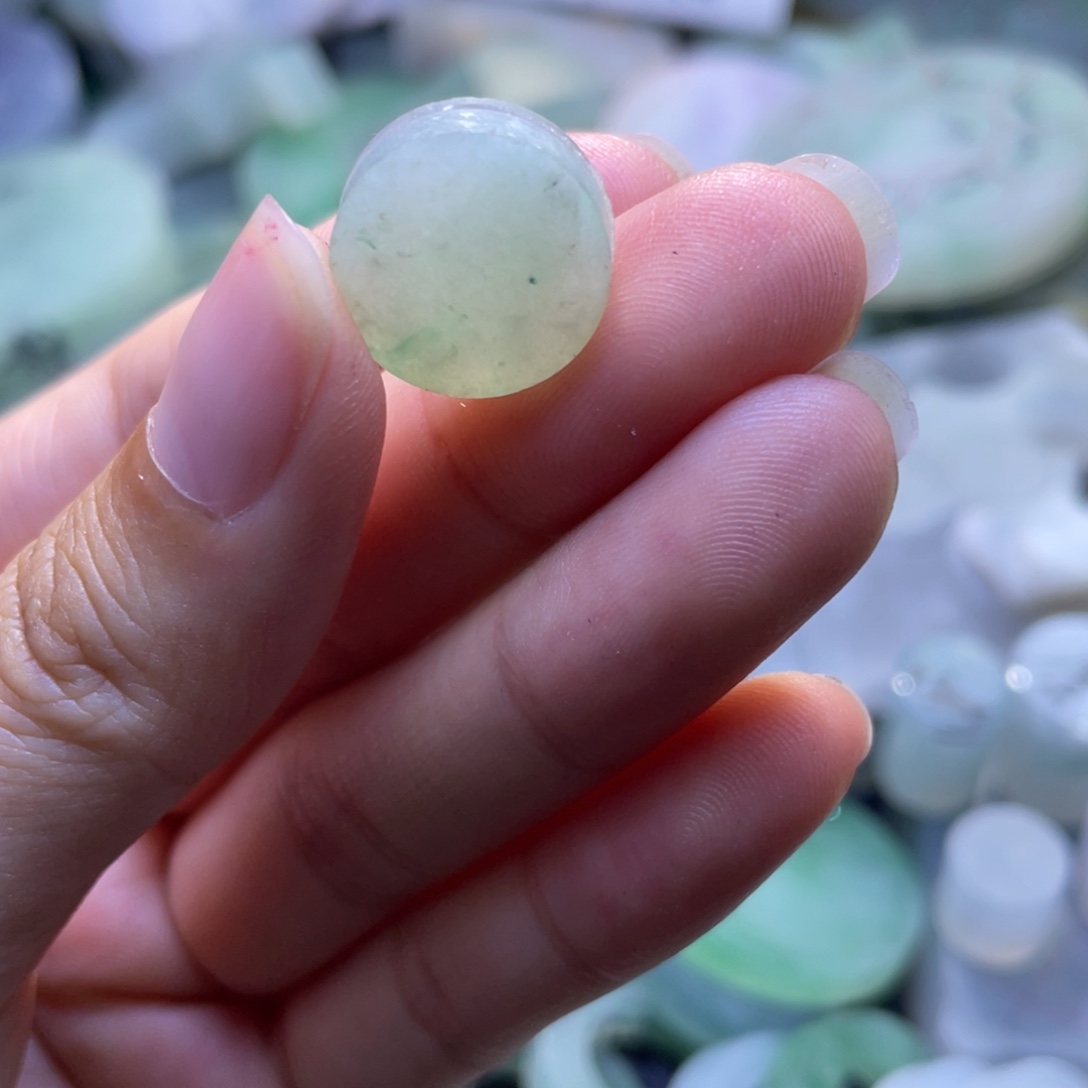 定制翡翠未镶嵌晴底带花 4+*14+