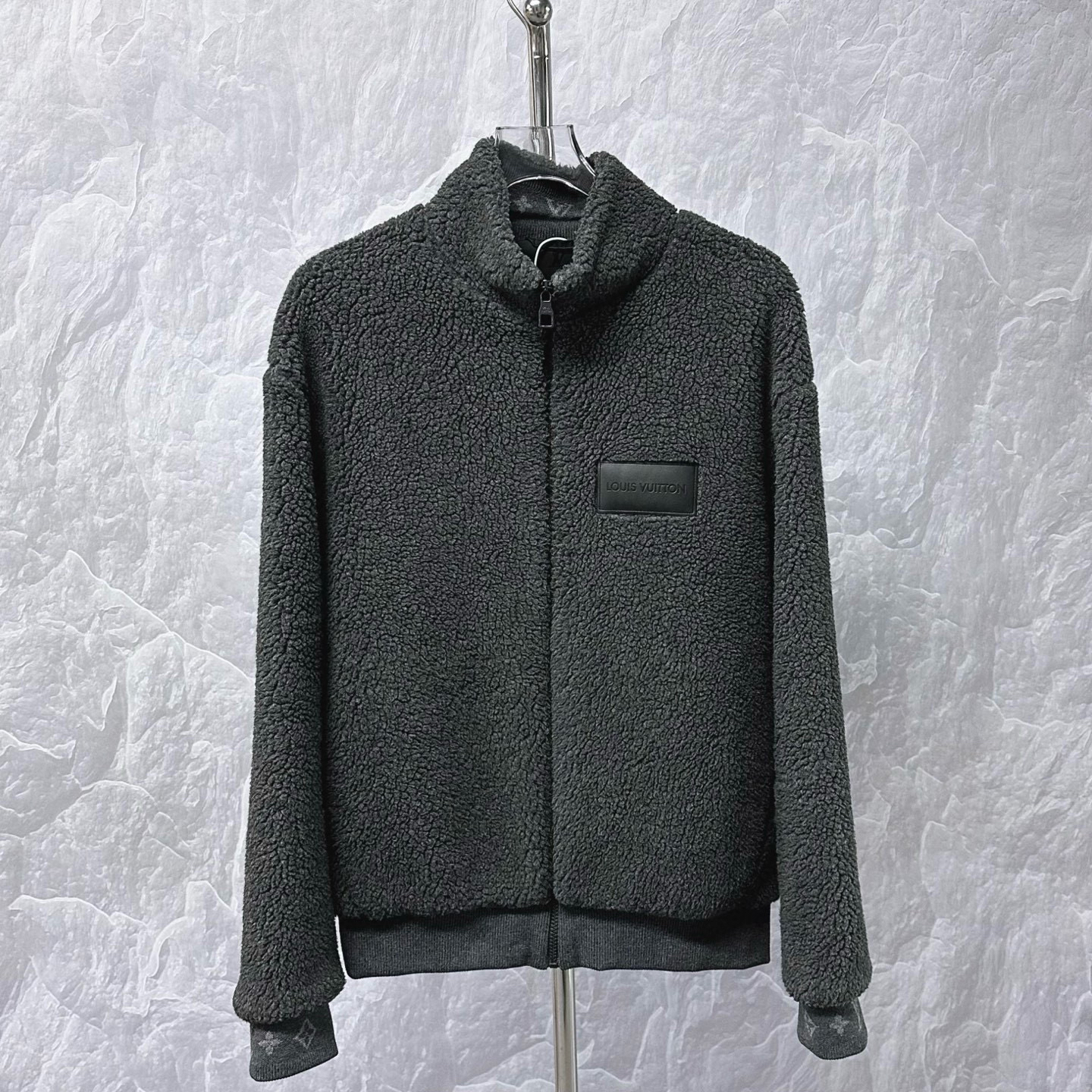 99新 LouisVuitton/路易威登 SS24 立领皮牌泰迪外套XL码O00054