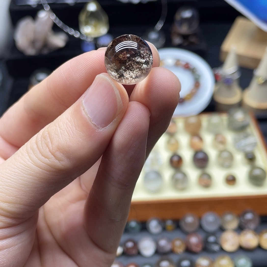 水晶未镶嵌颈饰四季花园