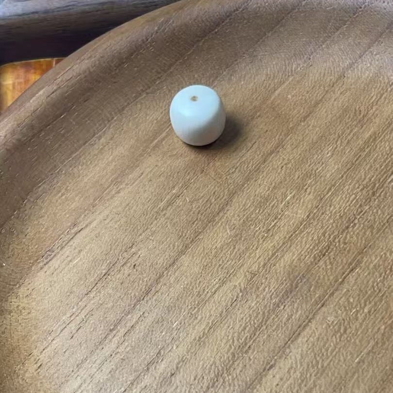 猛犸牙桶珠一个素珠