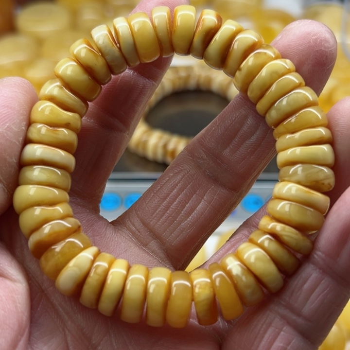 琥珀（矿物珀）手串未镶嵌