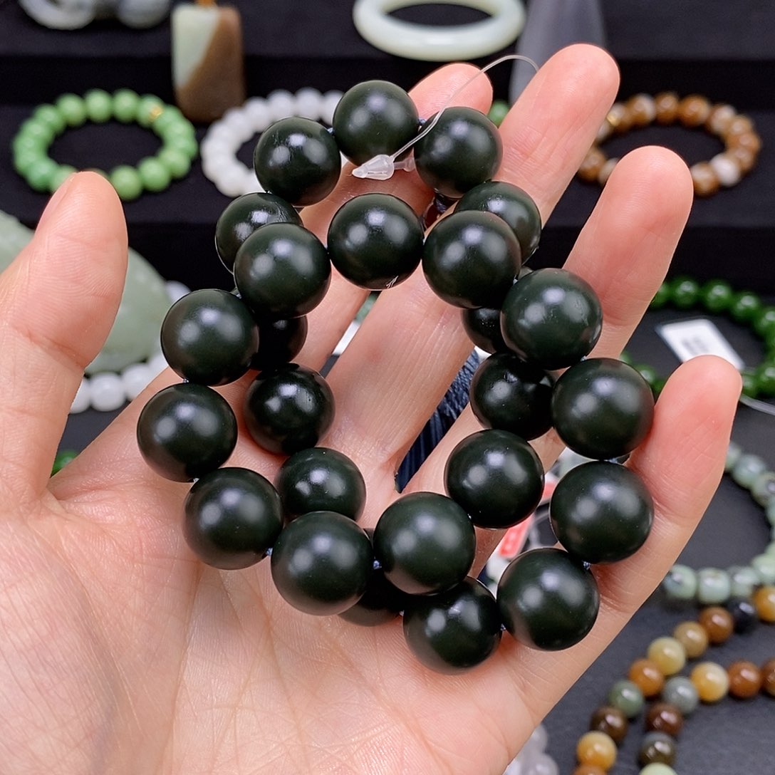 简***好和田玉未镶嵌手链