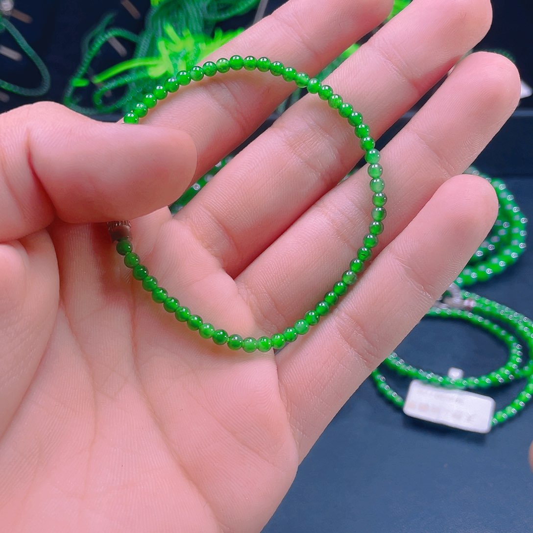 翡翠未镶嵌颈饰89988888888