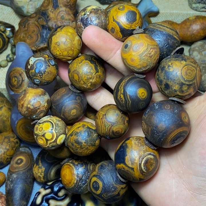 ****说大叶紫檀（黑酸枝木类）