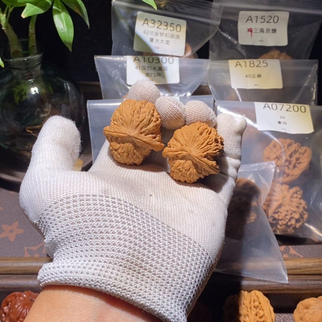 吊坠文玩核桃34全品白狮子