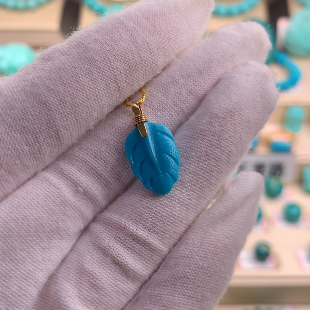 绿松石珠宝奇石18K金镶嵌