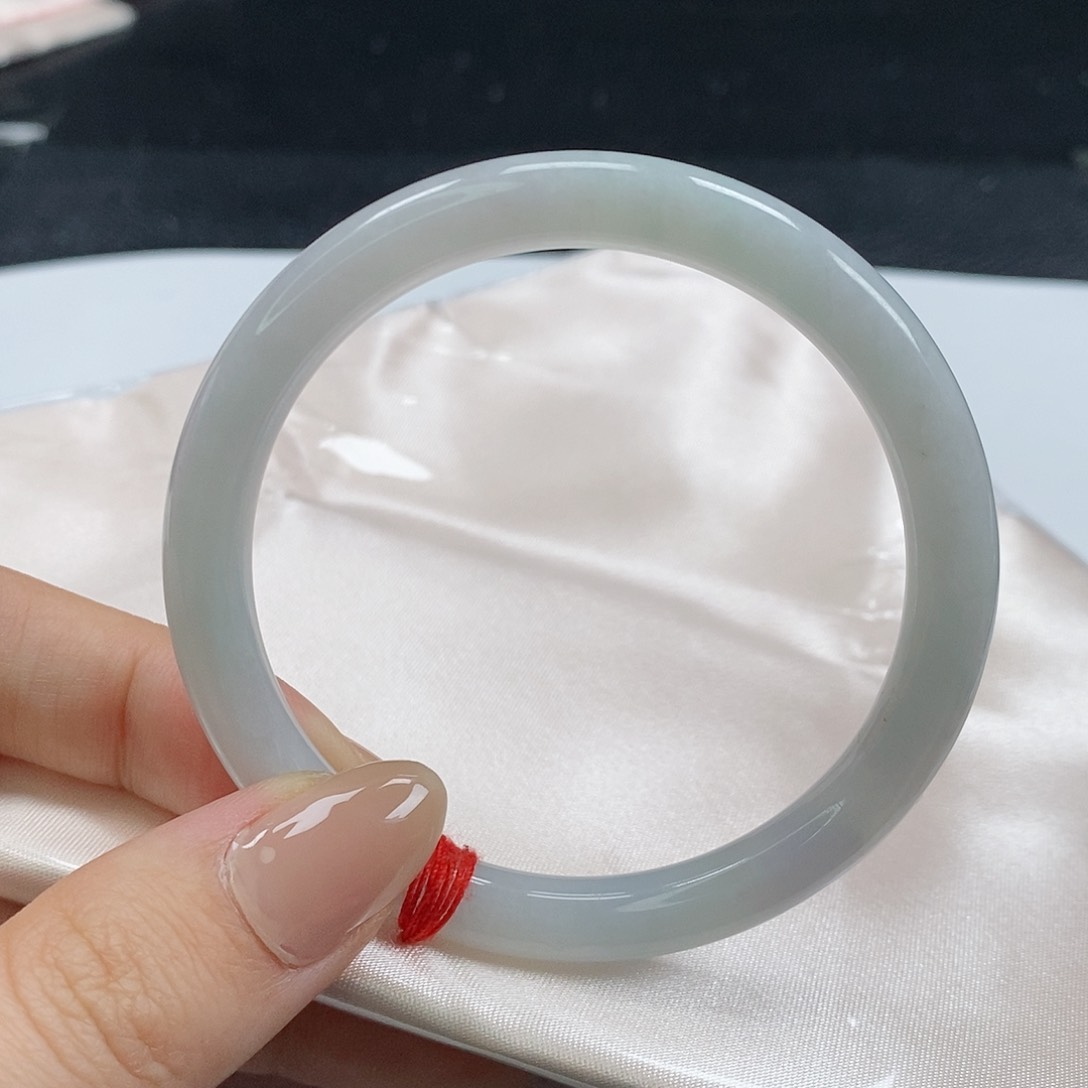 【闪购商品】翡翠手镯（圆镯）未镶嵌250号