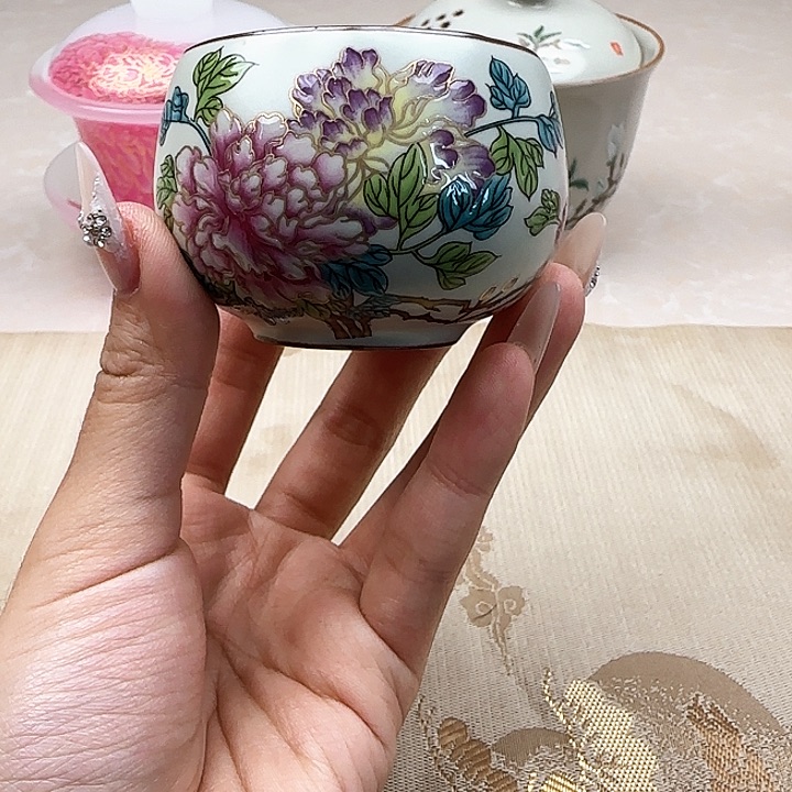 陶栖国画牡丹小杯