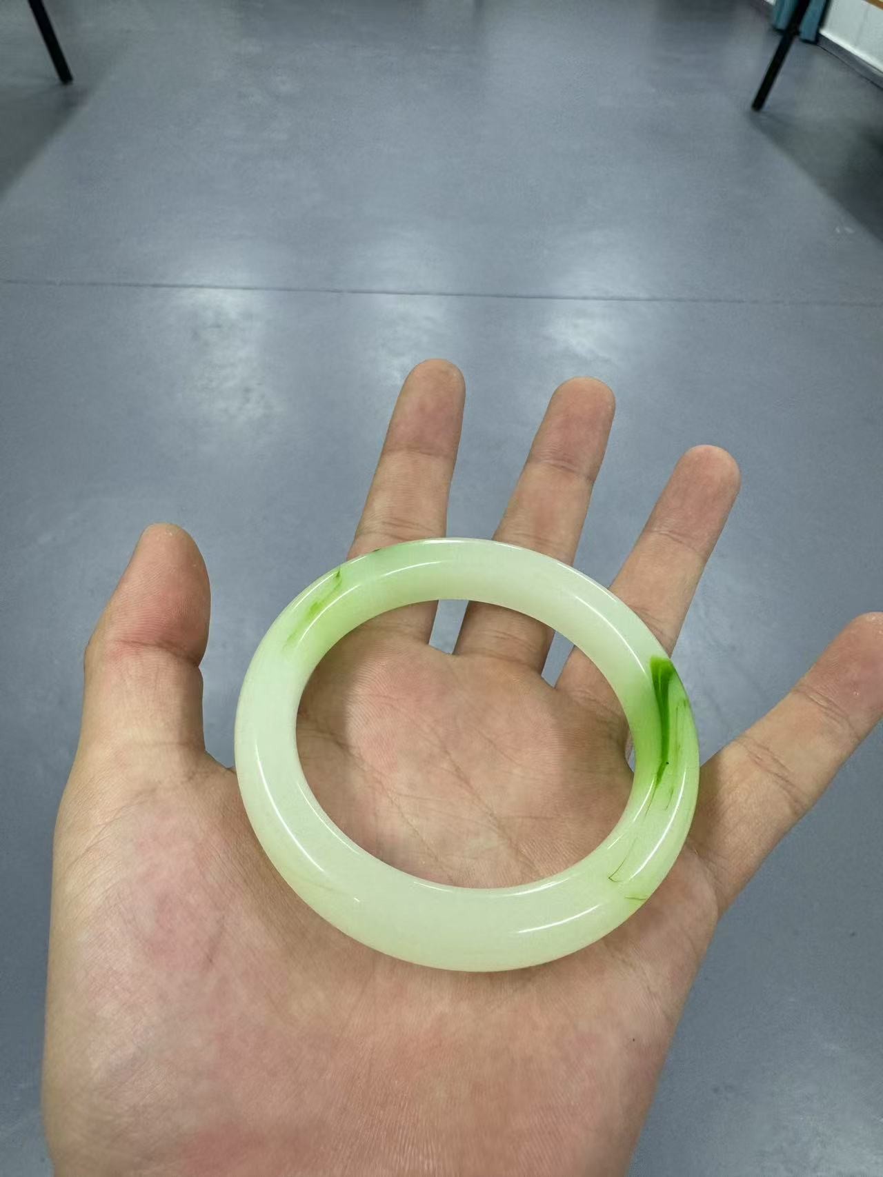 非金属仿水晶手镯  【时尚】国风绿花宽口手镯G8
