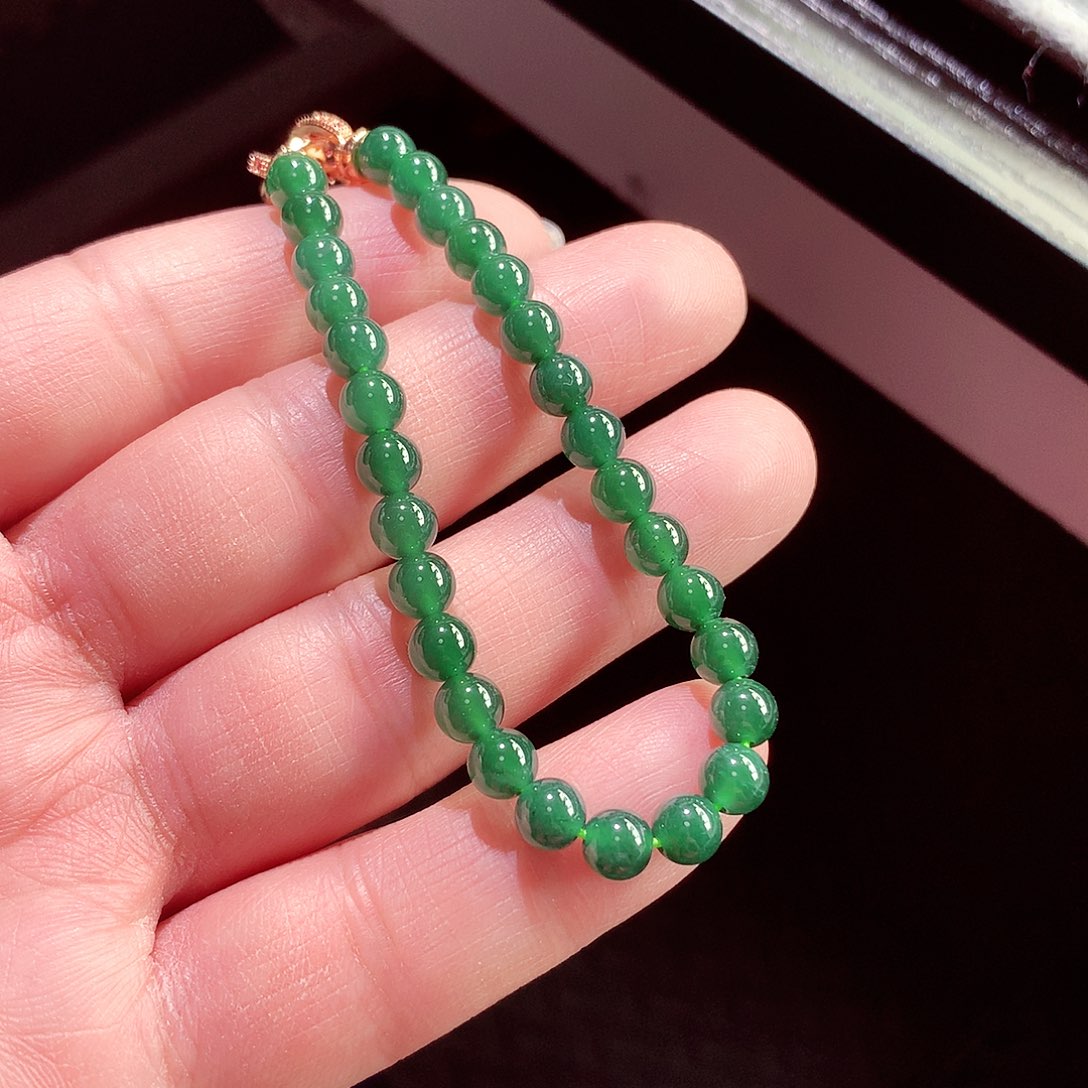 翡翠手链未镶嵌天然翡翠手链未镶嵌