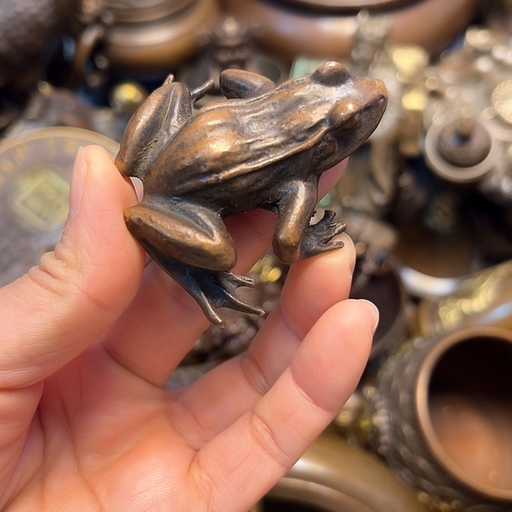 铜器摆件老王直播间