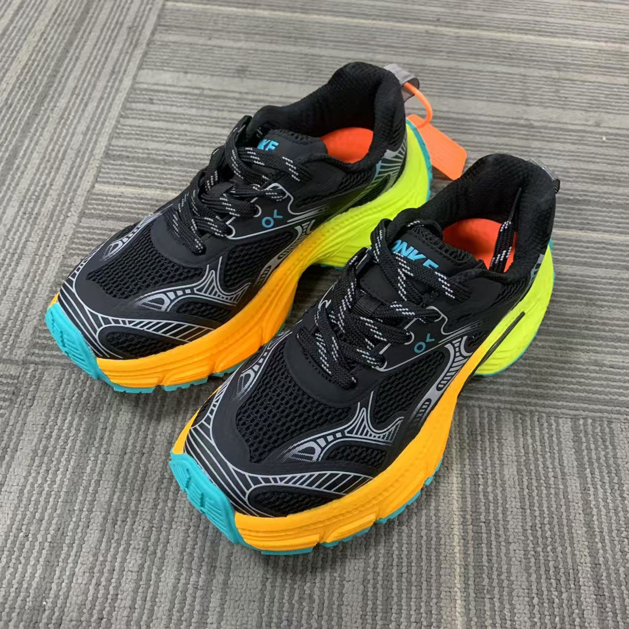 ONKE 男女同款减震跑步鞋运动鞋休闲鞋G85-M85-黑彩-40