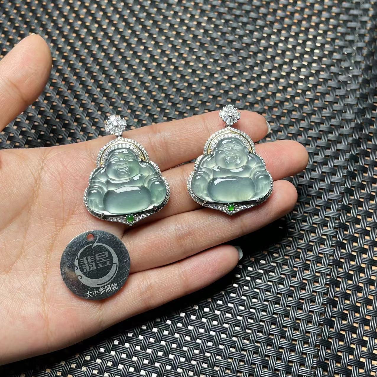 17288T07-3B3-天然A货翡翠吊坠s925银镶-多样性发其一