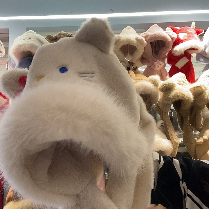 小***九三醋酯纤维两件套帽子围巾米色