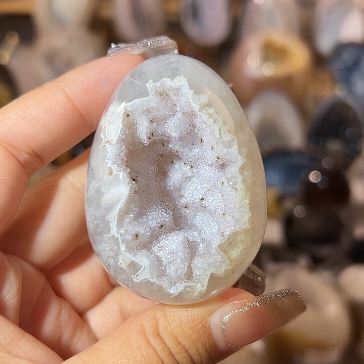 玛瑙/玉髓无未镶嵌芋**猪粉牙软