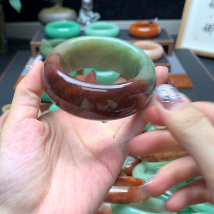 花***来石英质玉（非洲翠）合金舍