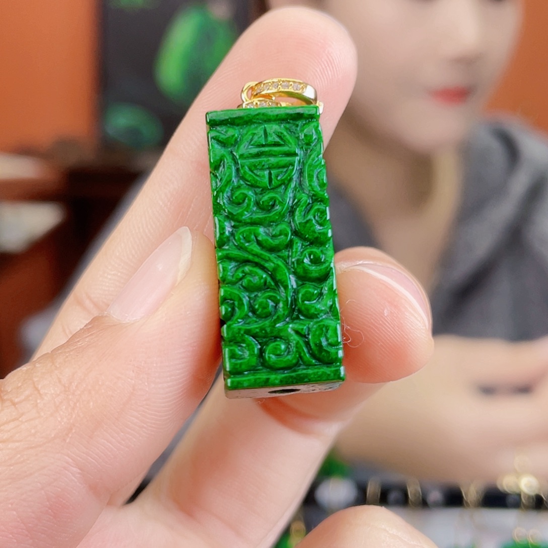 翡翠未镶嵌耳饰饰品