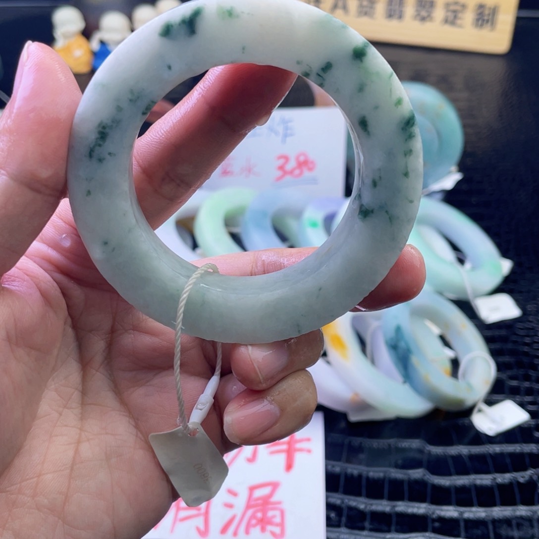 未镶嵌翡翠定制翡翠