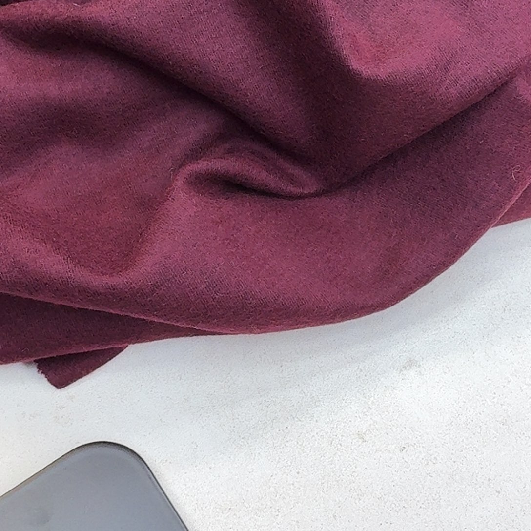 混纺进口酒红色针织羊绒3米