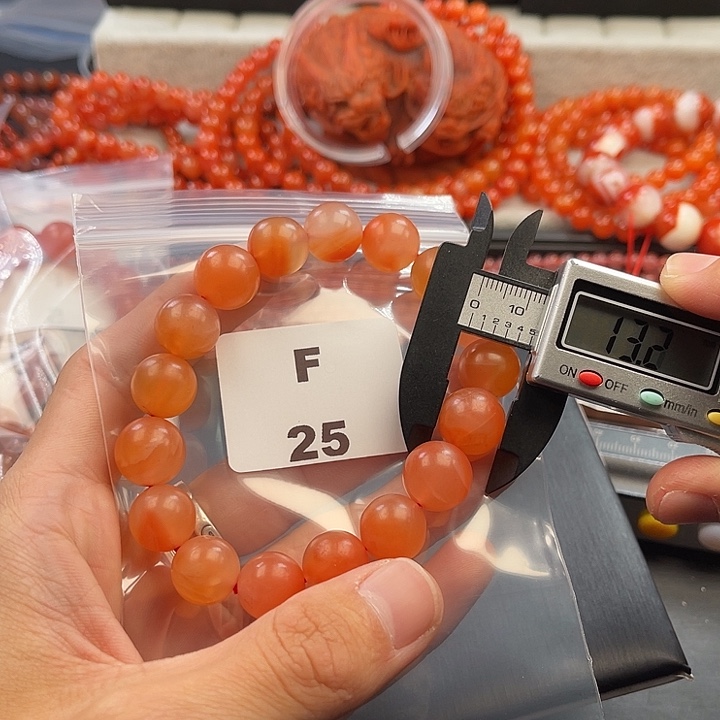 南红玛瑙未镶嵌多样性发货默认微瑕称重12mm