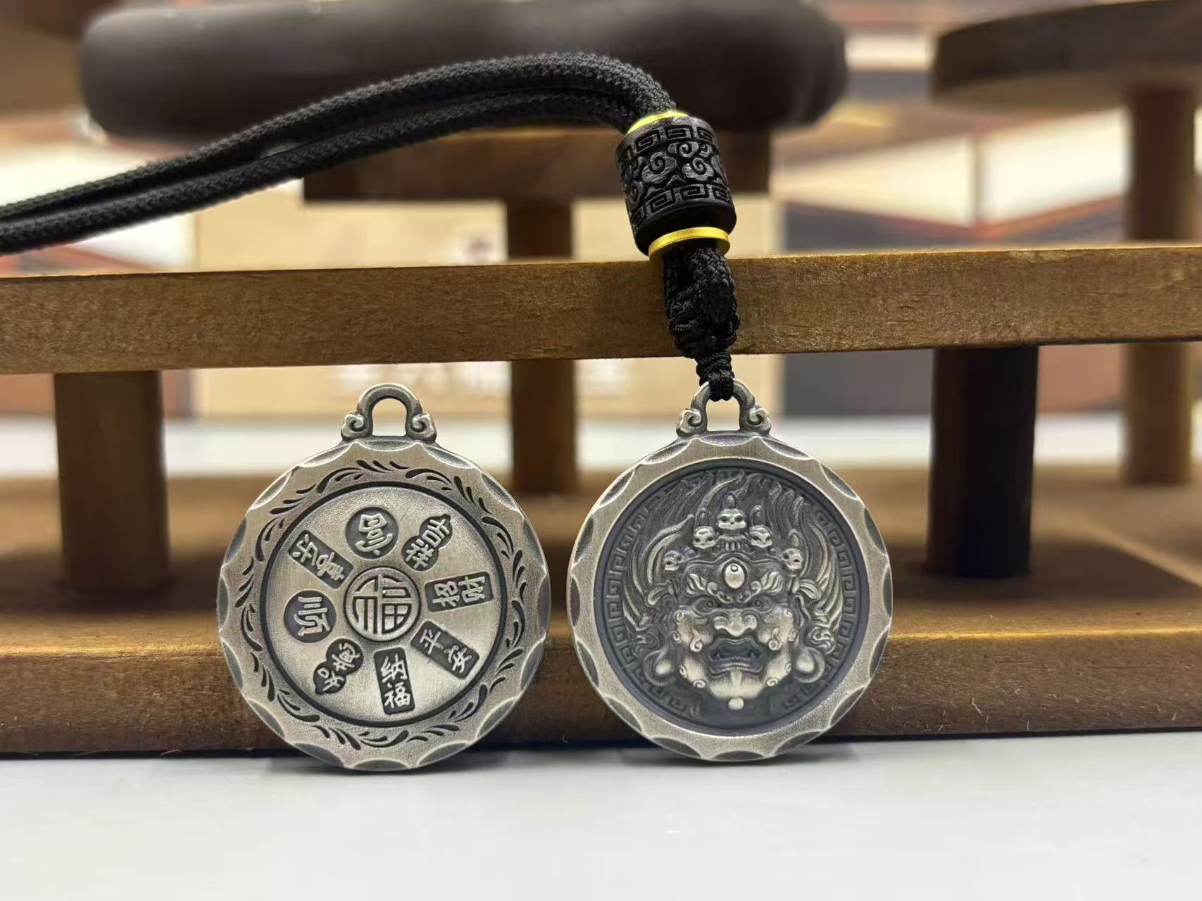吊坠足银 足银吊坠黄财神大黑天做旧挂坠双面