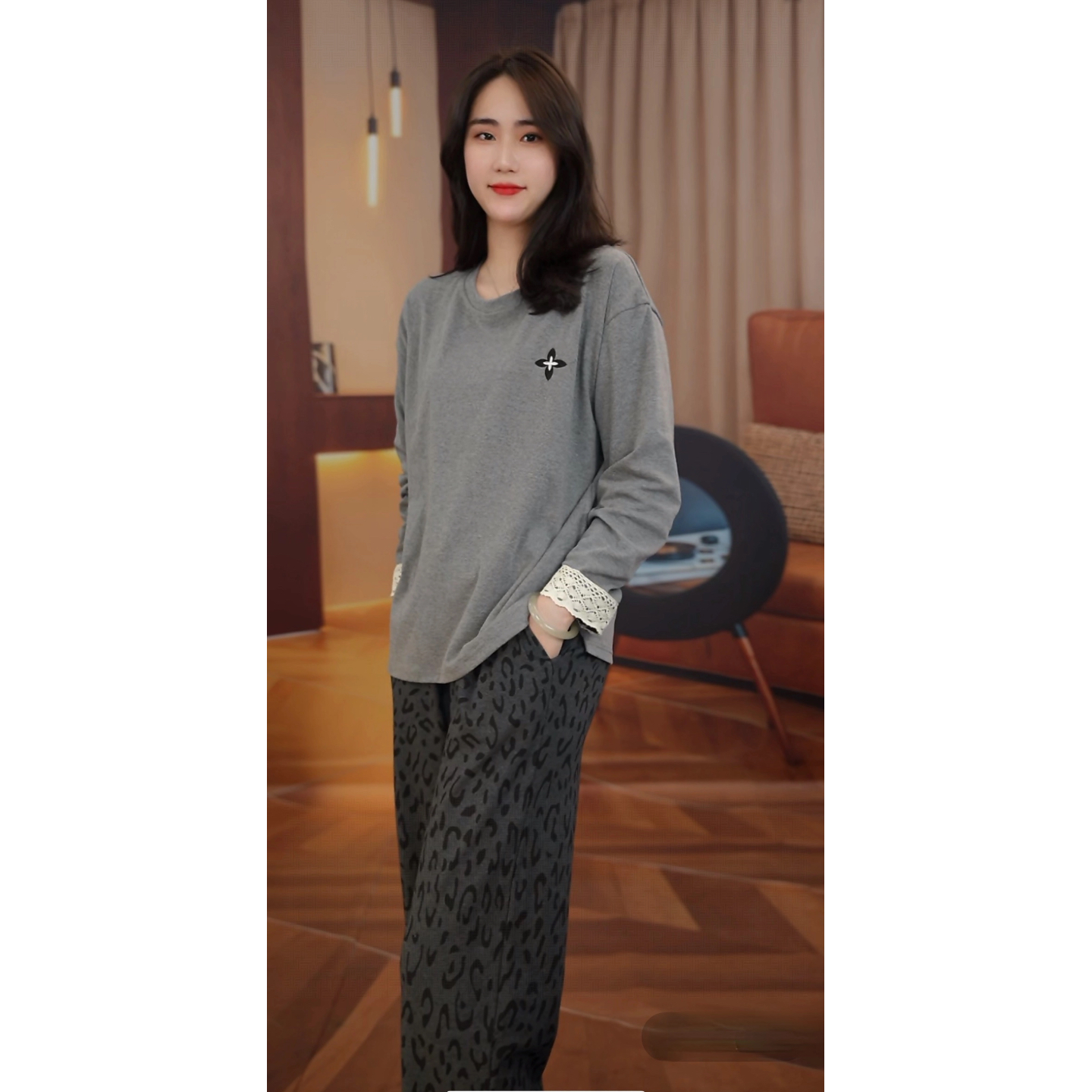 睡衣女冬季新款爆款纯棉长袖长裤可外穿家居服套装（豹纹蕾丝边）