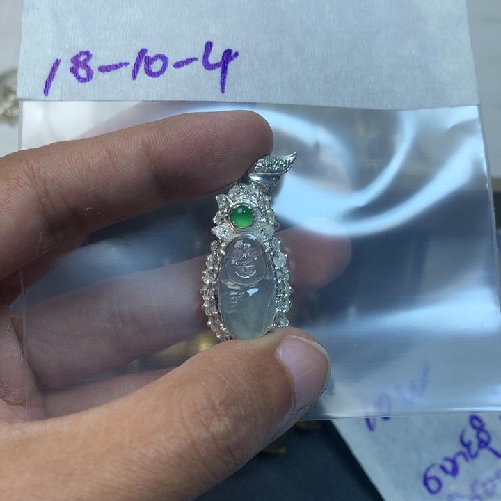 女***O定制翡翠未镶嵌缅甸天然A货翡翠