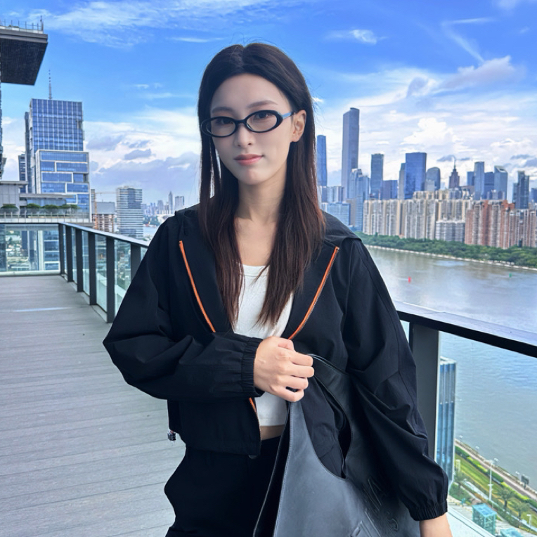 环保机能连帽外套