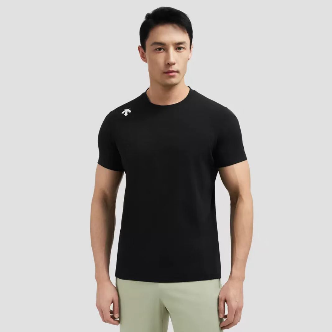 C夏季男士户外圆领百搭户外时尚T恤半袖潮流速干休闲百搭纯色短袖