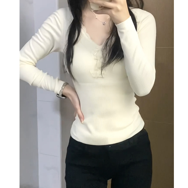 【现货】大码蕾丝花边v领打底衫女秋冬修身加绒长袖t恤上衣71762